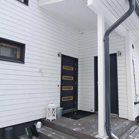 Semidetached House, 15 Min From Airport, Sauna * Vantaa