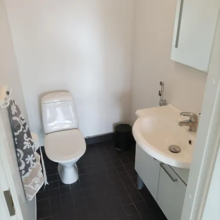 Semidetached House, 15 Min From Airport, Sauna *