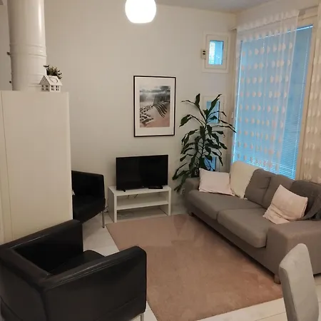 Semidetached House, 15 Min From Airport, Sauna Apartment Vantaa