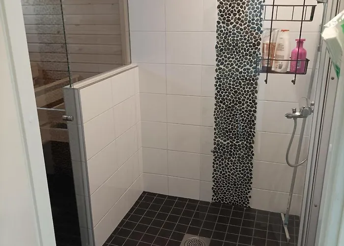 2 Bedroom House In Vantaa, 15 Min From Airport, Sauna